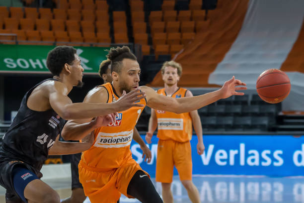 不仅改变了 不仅改变了