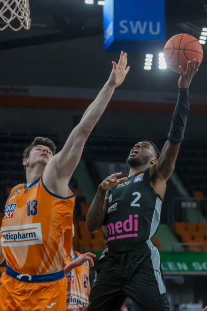 中场秀的创 中场秀的创